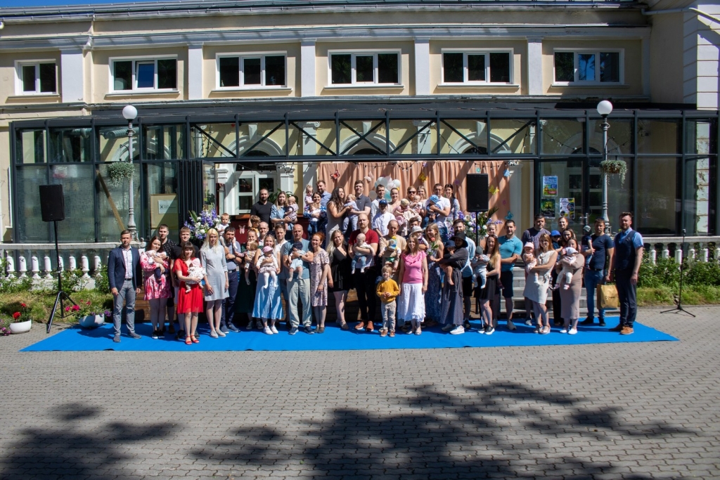 Laste sünnikirjad 2026